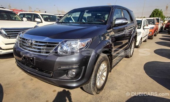Buy Import Toyota Fortuner Grey Car in Import - Dubai in Central Buy Import Toyota Fortuner Grey Car in Import - Dubai in Central