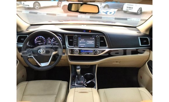 Buy Import Toyota Highlander Other Car in Import - Dubai in Central Buy Import Toyota Highlander Other Car in Import - Dubai in Central