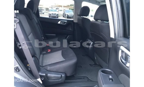 Buy Import Nissan Pathfinder Grey Car in Import - Dubai in Central Buy Import Nissan Pathfinder Grey Car in Import - Dubai in Central