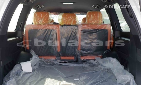 Acheter Import Voiture Lexus LX Gris à Import - Dubai, Central Acheter Import Voiture Lexus LX Gris à Import - Dubai, Central