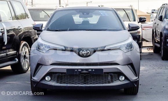 Acheter Import Voiture Toyota C-HR Gris à Import - Dubai, Central Acheter Import Voiture Toyota C-HR Gris à Import - Dubai, Central