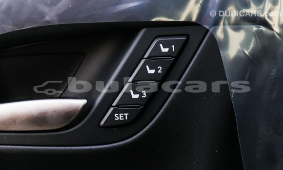 Acheter Import Voiture Lexus LX Bleu à Import - Dubai, Central Acheter Import Voiture Lexus LX Bleu à Import - Dubai, Central