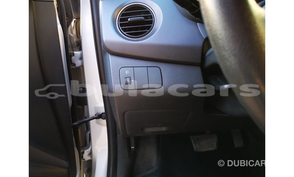 Acheter Import Voiture Hyundai i10 Gris à Import - Dubai, Central Acheter Import Voiture Hyundai i10 Gris à Import - Dubai, Central