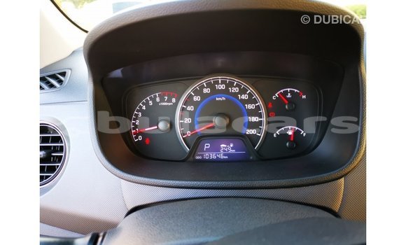 Acheter Import Voiture Hyundai i10 Gris à Import - Dubai, Central Acheter Import Voiture Hyundai i10 Gris à Import - Dubai, Central