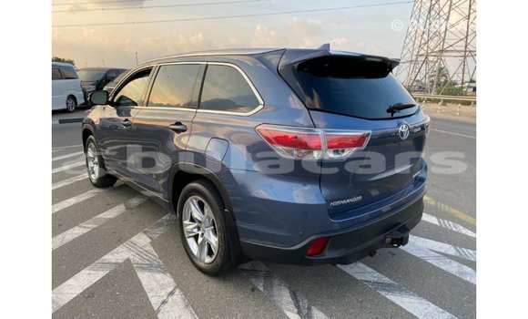 Buy Import Toyota Highlander Blue Car in Import - Dubai in Central Buy Import Toyota Highlander Blue Car in Import - Dubai in Central