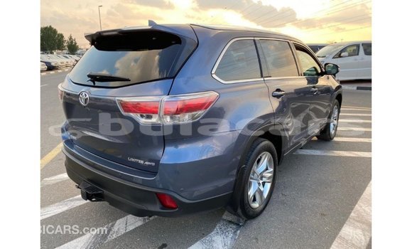 Buy Import Toyota Highlander Blue Car in Import - Dubai in Central Buy Import Toyota Highlander Blue Car in Import - Dubai in Central