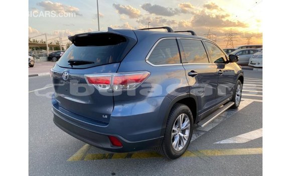 Buy Import Toyota Highlander Blue Car in Import - Dubai in Central Buy Import Toyota Highlander Blue Car in Import - Dubai in Central