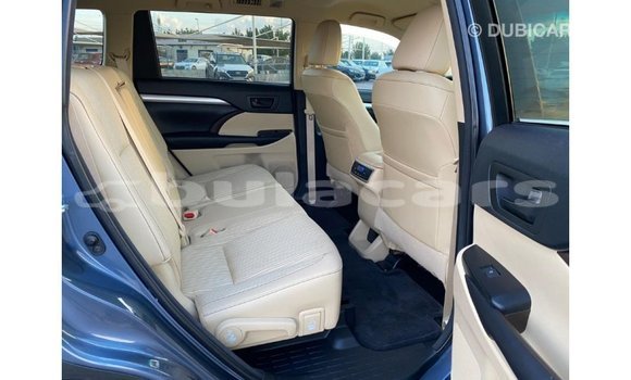 Buy Import Toyota Highlander Blue Car in Import - Dubai in Central Buy Import Toyota Highlander Blue Car in Import - Dubai in Central