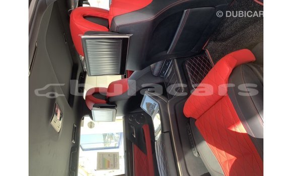 Acheter Import Voiture Lexus LX Noir à Import - Dubai, Central Acheter Import Voiture Lexus LX Noir à Import - Dubai, Central