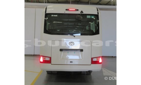 Acheter Import Voiture Toyota Coaster Blanc à Import - Dubai, Central Acheter Import Voiture Toyota Coaster Blanc à Import - Dubai, Central
