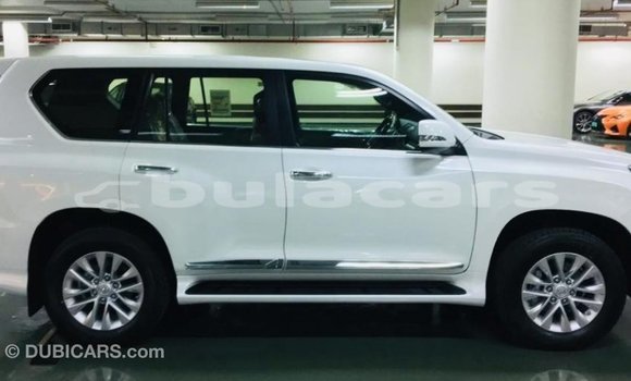 Acheter Import Voiture Lexus GX Blanc à Import - Dubai, Central Acheter Import Voiture Lexus GX Blanc à Import - Dubai, Central