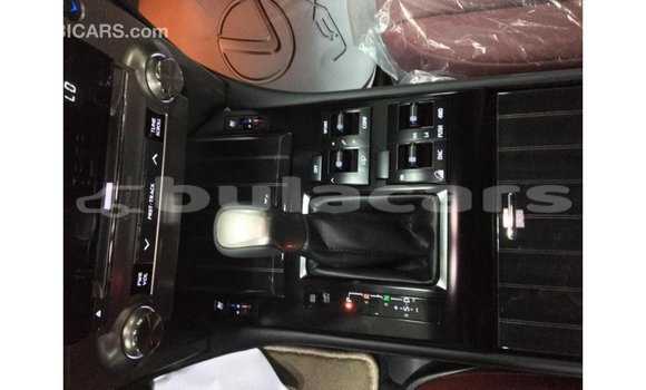 Acheter Import Voiture Lexus GX Blanc à Import - Dubai, Central Acheter Import Voiture Lexus GX Blanc à Import - Dubai, Central