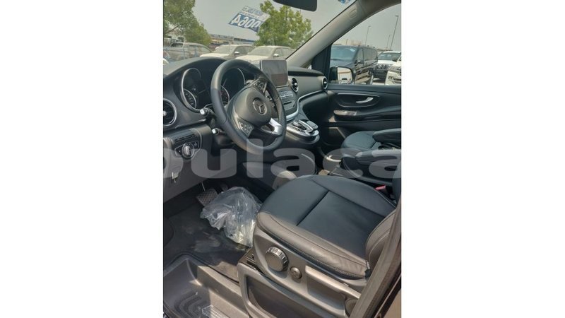 Big with watermark mercedes benz 250 central import dubai 5542