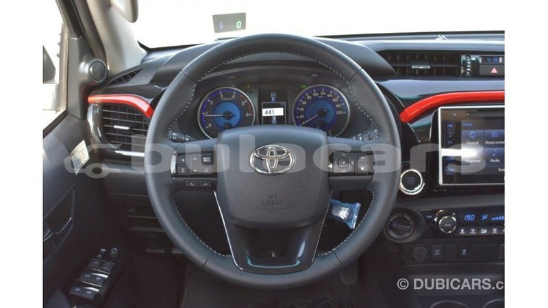 Big with watermark toyota hilux central import dubai 5547