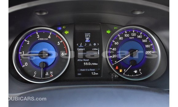 Acheter Import Voiture Toyota Hilux Noir à Import - Dubai, Central Acheter Import Voiture Toyota Hilux Noir à Import - Dubai, Central