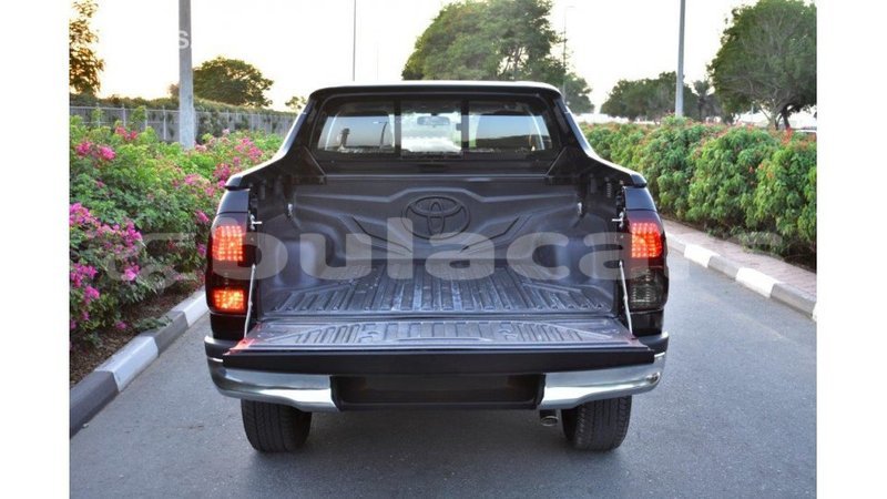 Big with watermark toyota hilux central import dubai 5549