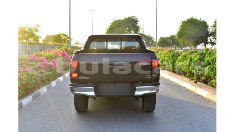 Big with watermark toyota hilux central import dubai 5549