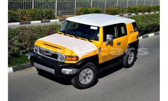 Acheter Import Voiture Toyota FJ Cruiser Autre à Import - Dubai, Central Acheter Import Voiture Toyota FJ Cruiser Autre à Import - Dubai, Central