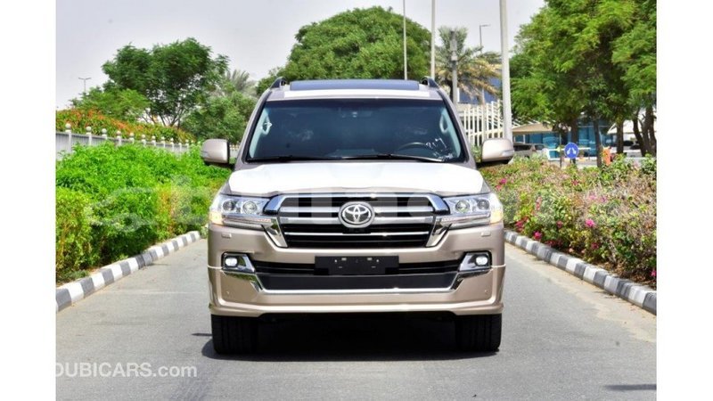 Big with watermark toyota land cruiser central import dubai 5554