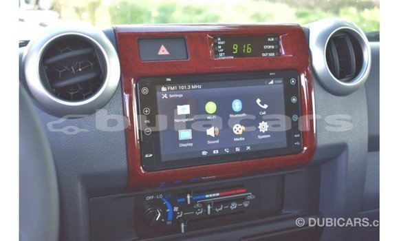 Acheter Import Voiture Toyota Land Cruiser Autre à Import - Dubai, Central Acheter Import Voiture Toyota Land Cruiser Autre à Import - Dubai, Central