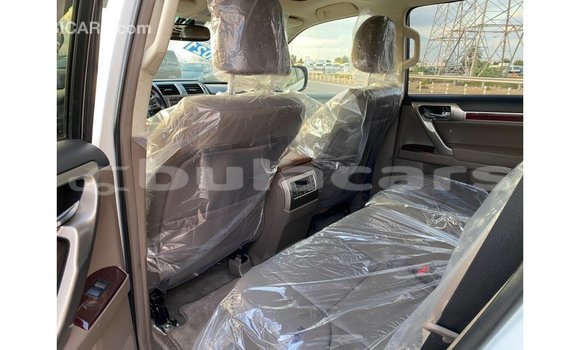 Buy Import Lexus GX White Car in Import - Dubai in Central Buy Import Lexus GX White Car in Import - Dubai in Central