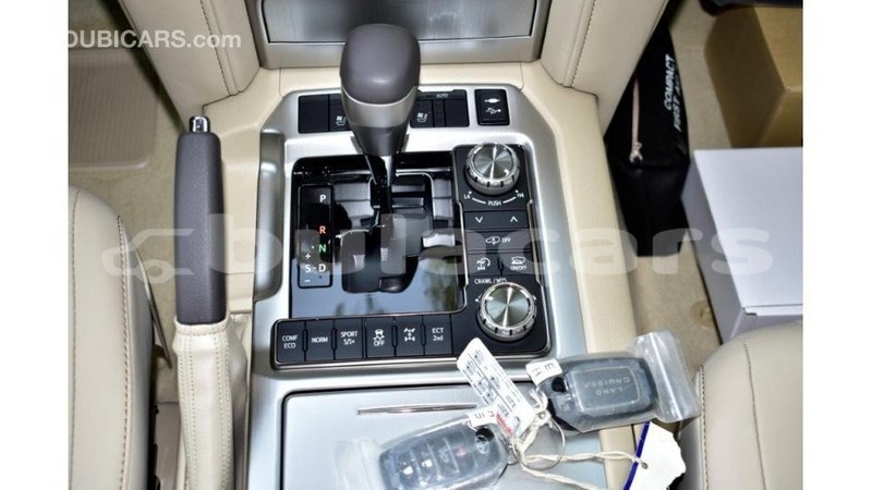 Big with watermark toyota land cruiser central import dubai 5558