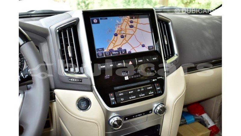 Big with watermark toyota land cruiser central import dubai 5558