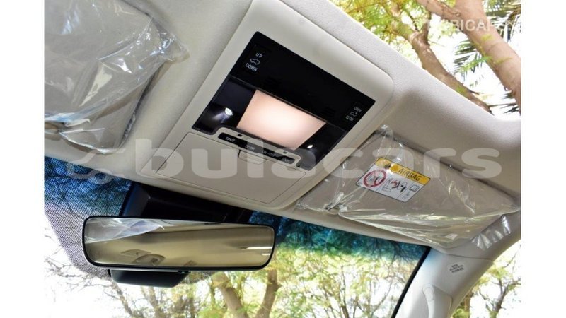 Big with watermark toyota land cruiser central import dubai 5558