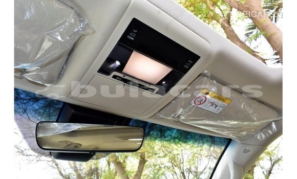 Acheter Import Voiture Toyota Land Cruiser Blanc à Import - Dubai, Central Acheter Import Voiture Toyota Land Cruiser Blanc à Import - Dubai, Central