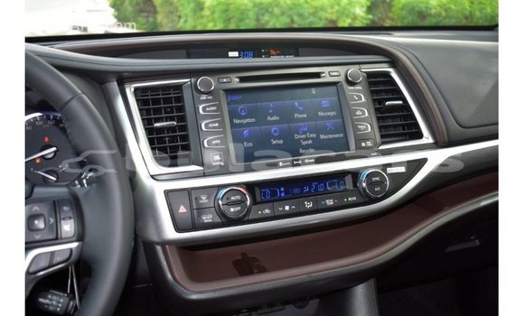 Acheter Import Voiture Toyota Highlander Noir à Import - Dubai, Central Acheter Import Voiture Toyota Highlander Noir à Import - Dubai, Central