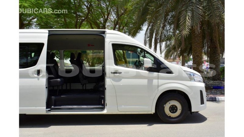 Big with watermark toyota hiace central import dubai 5564