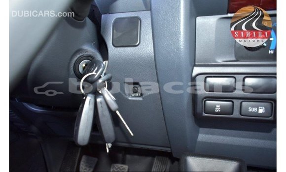 Acheter Import Voiture Toyota Land Cruiser Rouge à Import - Dubai, Central Acheter Import Voiture Toyota Land Cruiser Rouge à Import - Dubai, Central