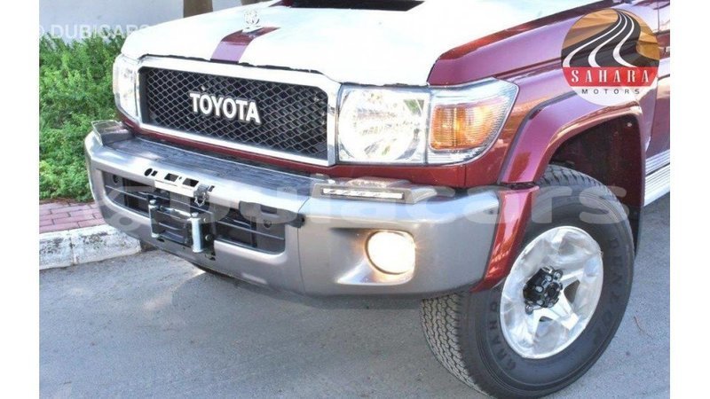 Big with watermark toyota land cruiser central import dubai 5570