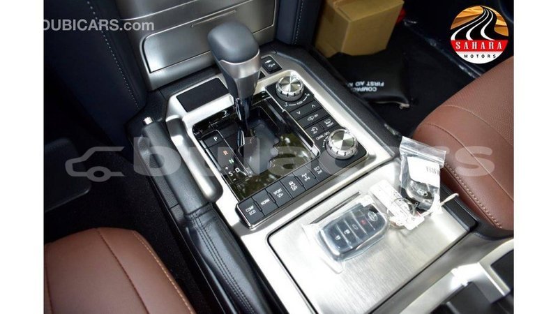Big with watermark toyota land cruiser central import dubai 5571