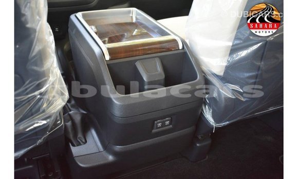 Acheter Import Voiture Toyota Granvia Blanc à Import - Dubai, Central Acheter Import Voiture Toyota Granvia Blanc à Import - Dubai, Central