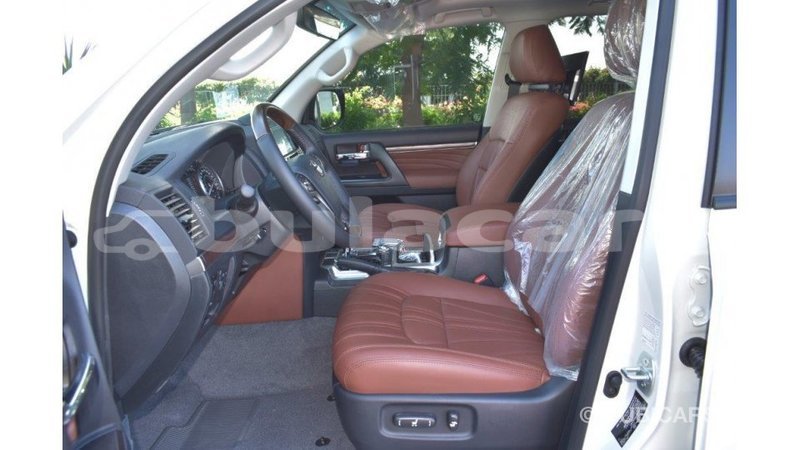 Big with watermark toyota land cruiser central import dubai 5576