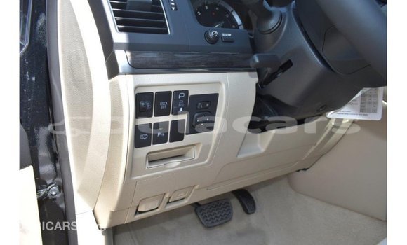 Acheter Import Voiture Toyota Land Cruiser Noir à Import - Dubai, Central Acheter Import Voiture Toyota Land Cruiser Noir à Import - Dubai, Central
