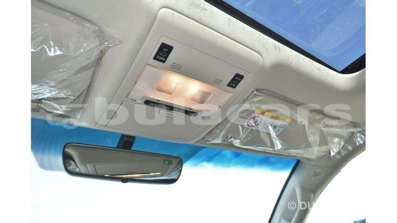 Big with watermark toyota land cruiser central import dubai 5577