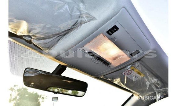 Acheter Import Voiture Toyota Land Cruiser Noir à Import - Dubai, Central Acheter Import Voiture Toyota Land Cruiser Noir à Import - Dubai, Central