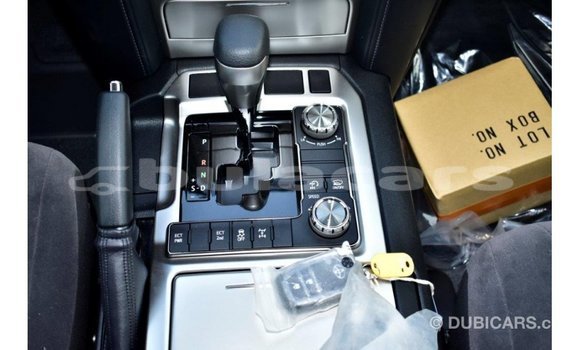 Acheter Import Voiture Toyota Land Cruiser Noir à Import - Dubai, Central Acheter Import Voiture Toyota Land Cruiser Noir à Import - Dubai, Central