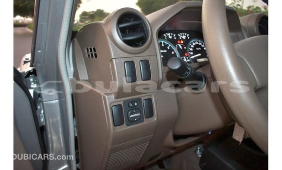 Buy Import Toyota Land Cruiser Grey Car in Import - Dubai in Central Buy Import Toyota Land Cruiser Grey Car in Import - Dubai in Central