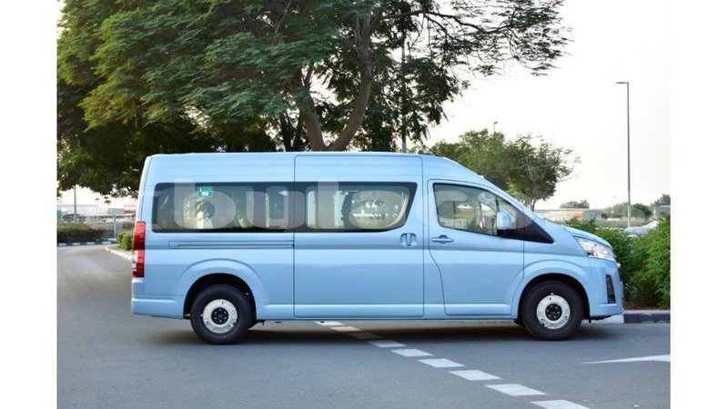 Big with watermark toyota hiace central import dubai 5583