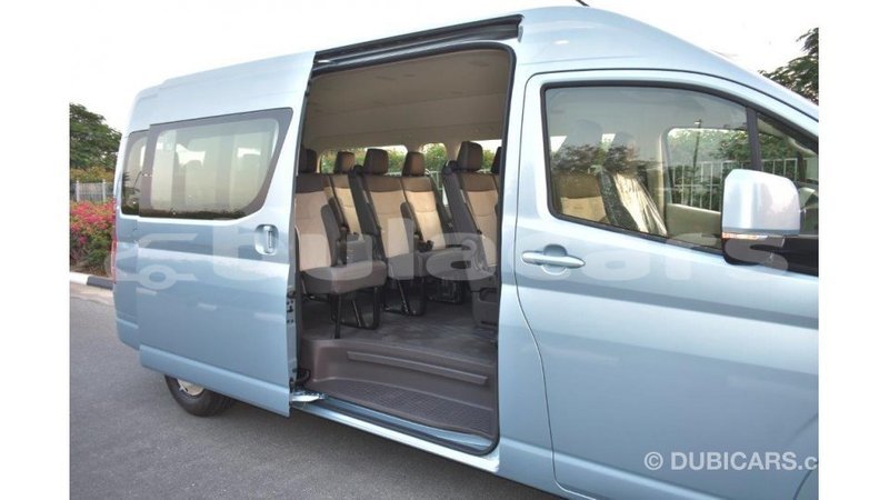 Big with watermark toyota hiace central import dubai 5583