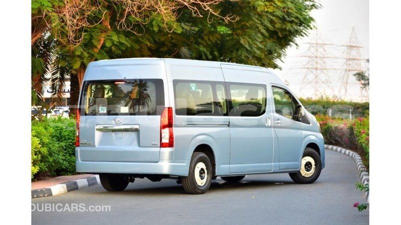 Big with watermark toyota hiace central import dubai 5583