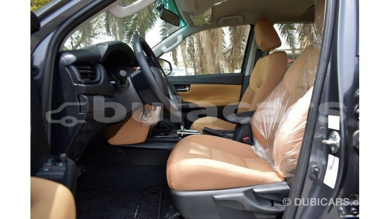 Big with watermark toyota fortuner central import dubai 5588