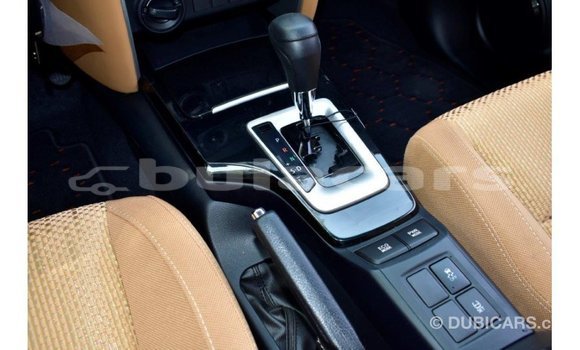 Acheter Import Voiture Toyota Fortuner Gris à Import - Dubai, Central Acheter Import Voiture Toyota Fortuner Gris à Import - Dubai, Central