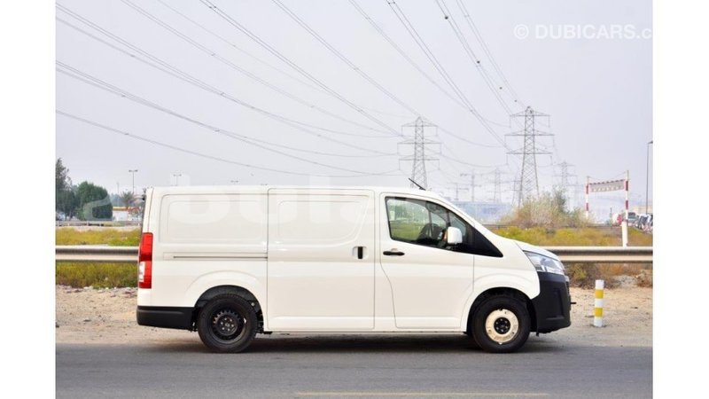 Big with watermark toyota hiace central import dubai 5596