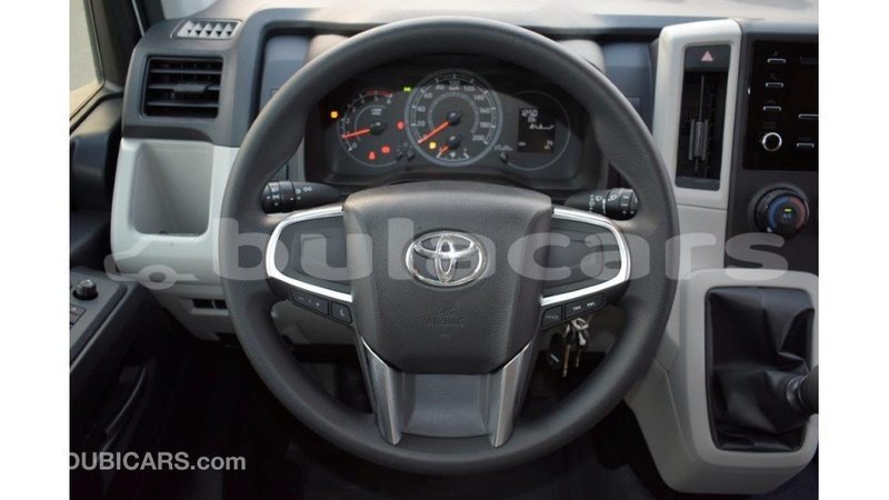 Big with watermark toyota hiace central import dubai 5596