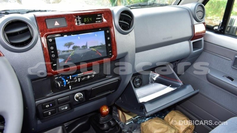 Big with watermark toyota land cruiser central import dubai 5597