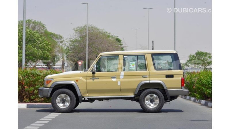 Big with watermark toyota land cruiser central import dubai 5598